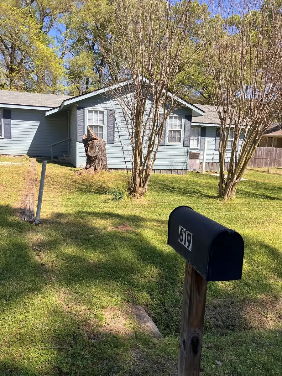 619 Chinquapin Drive, Shreveport, LA 71106 - #2