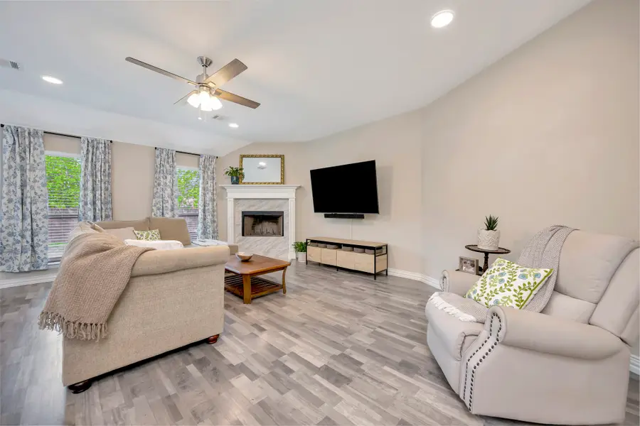 608 Perry Drive, White Settlement, TX 76108 - #3