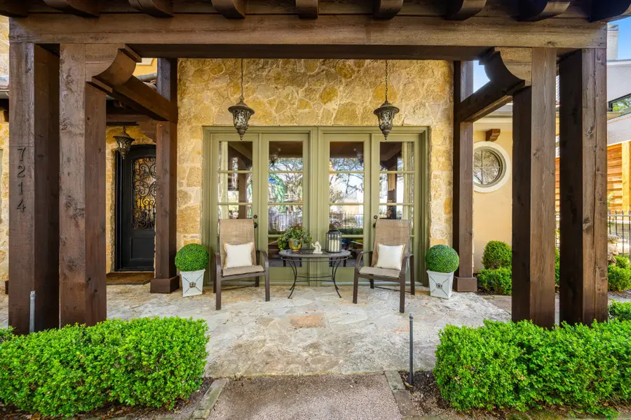 7214 Brennans Drive, Dallas, TX 75214 - #2