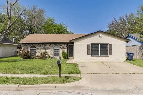 3813 Arnold Drive, Fort Worth, TX 76140