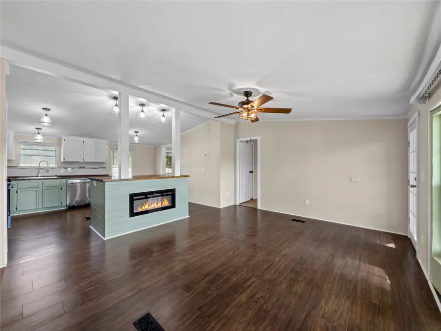 401 Barker Street, Bowie, TX 76230 - #2