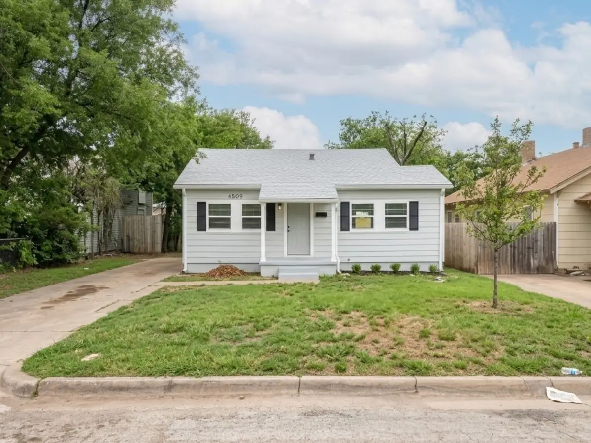 4509 Sandage Avenue, Fort Worth, TX 76115 - #1
