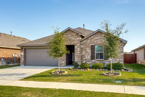 605 Basteen Lane, Justin, TX 76247