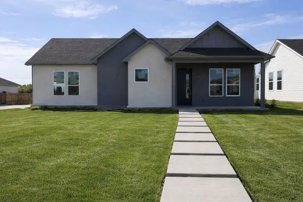 1206 Gannon Lane, DeSoto, TX 75115