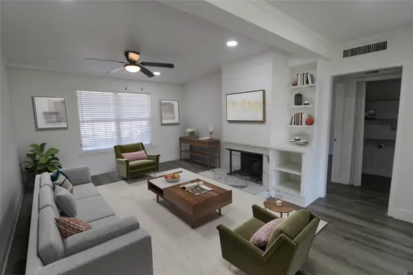 7832 Royal Lane #101, Dallas, TX 75230