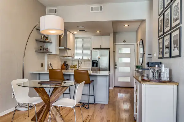 3907 Throckmorton Street #2, Dallas, TX 75219