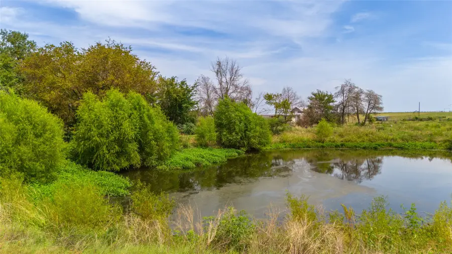 1987 Farm Road 900 N, Saltillo, TX 75478 - #2