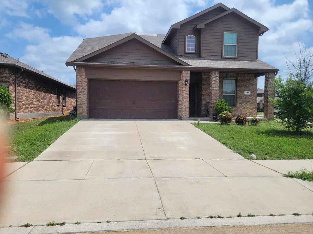 729 Buzzard Lake Trail, Fort Worth, TX 76120 - #1
