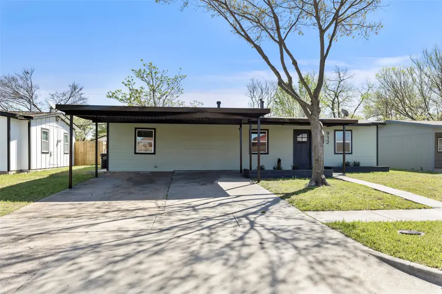 912 Wilkinson Drive, Mesquite, TX 75149 - #2