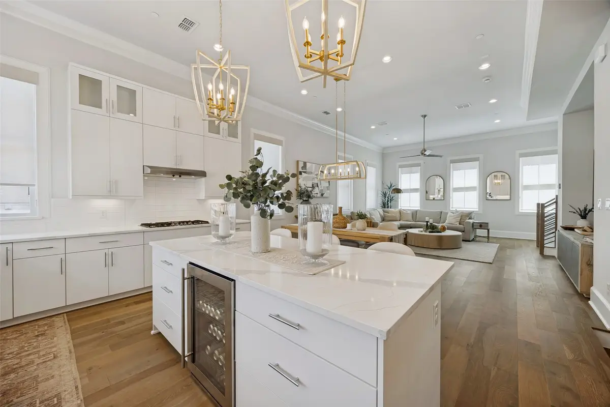 15015 Oak Street, Addison, TX 75001 - #1