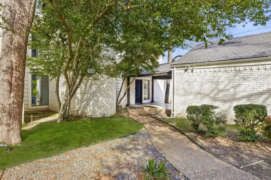 6815 Woodmark Court, Dallas, TX 75230 - #3