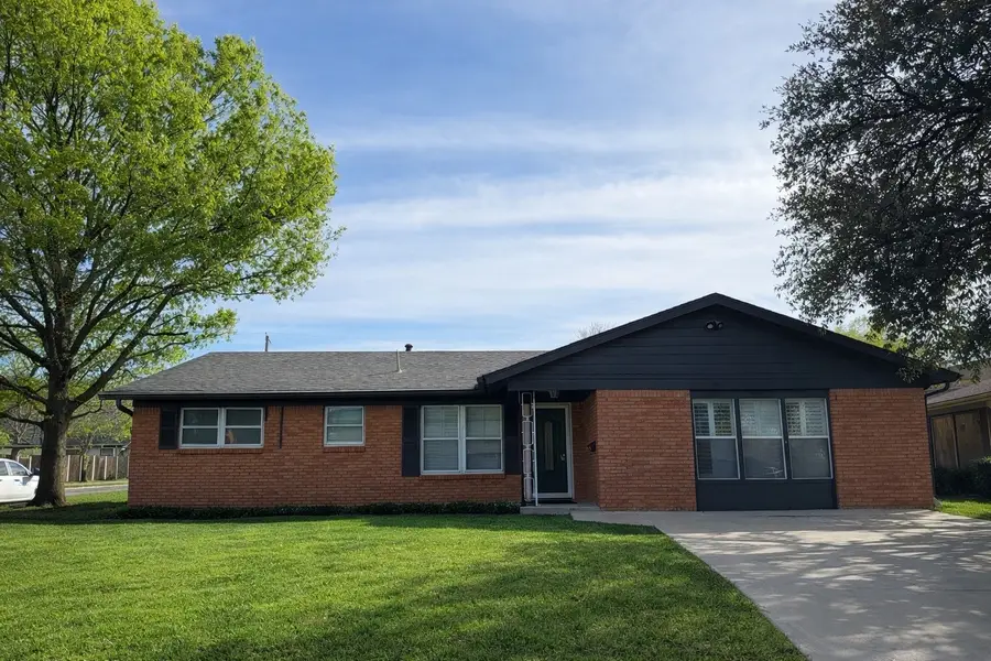 1312 E Mitchell Street, Arlington, TX 76010 - #2