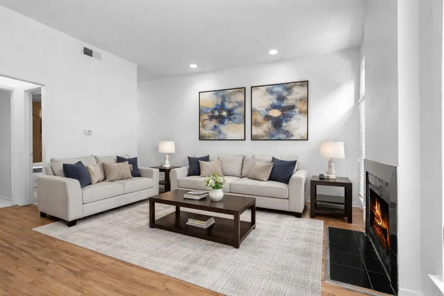 4031 Holland Avenue #B, Dallas, TX 75219 - #3