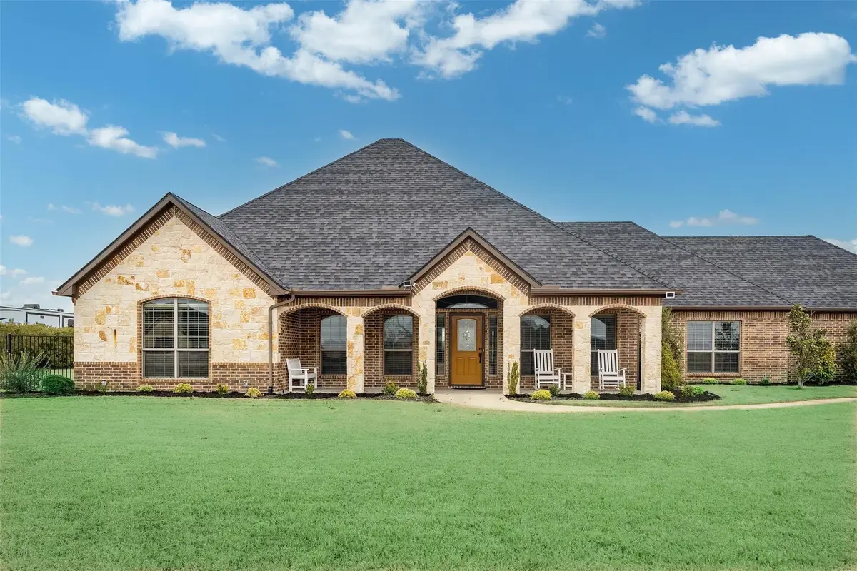 2921 Alamosa Drive, Terrell, TX 75160 - #1