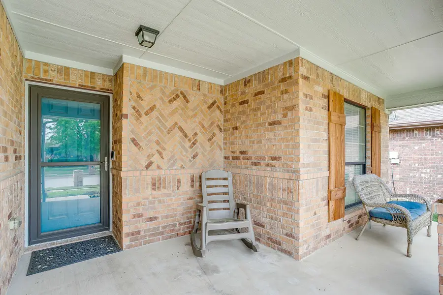 636 Clearbrook Street, Azle, TX 76020 - #2