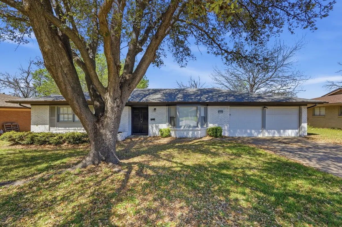 6028 Walraven Circle, Fort Worth, TX 76133 - #1