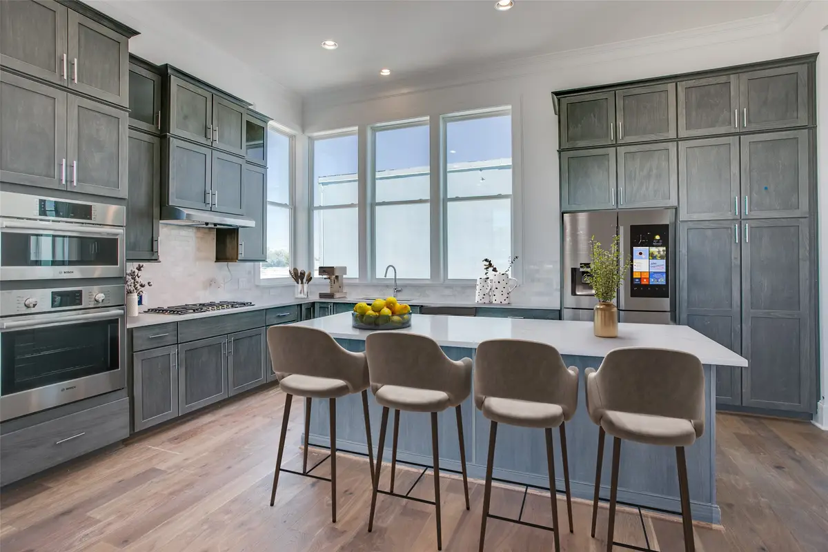 211 Carroll Street, Fort Worth, TX 76107 - #1