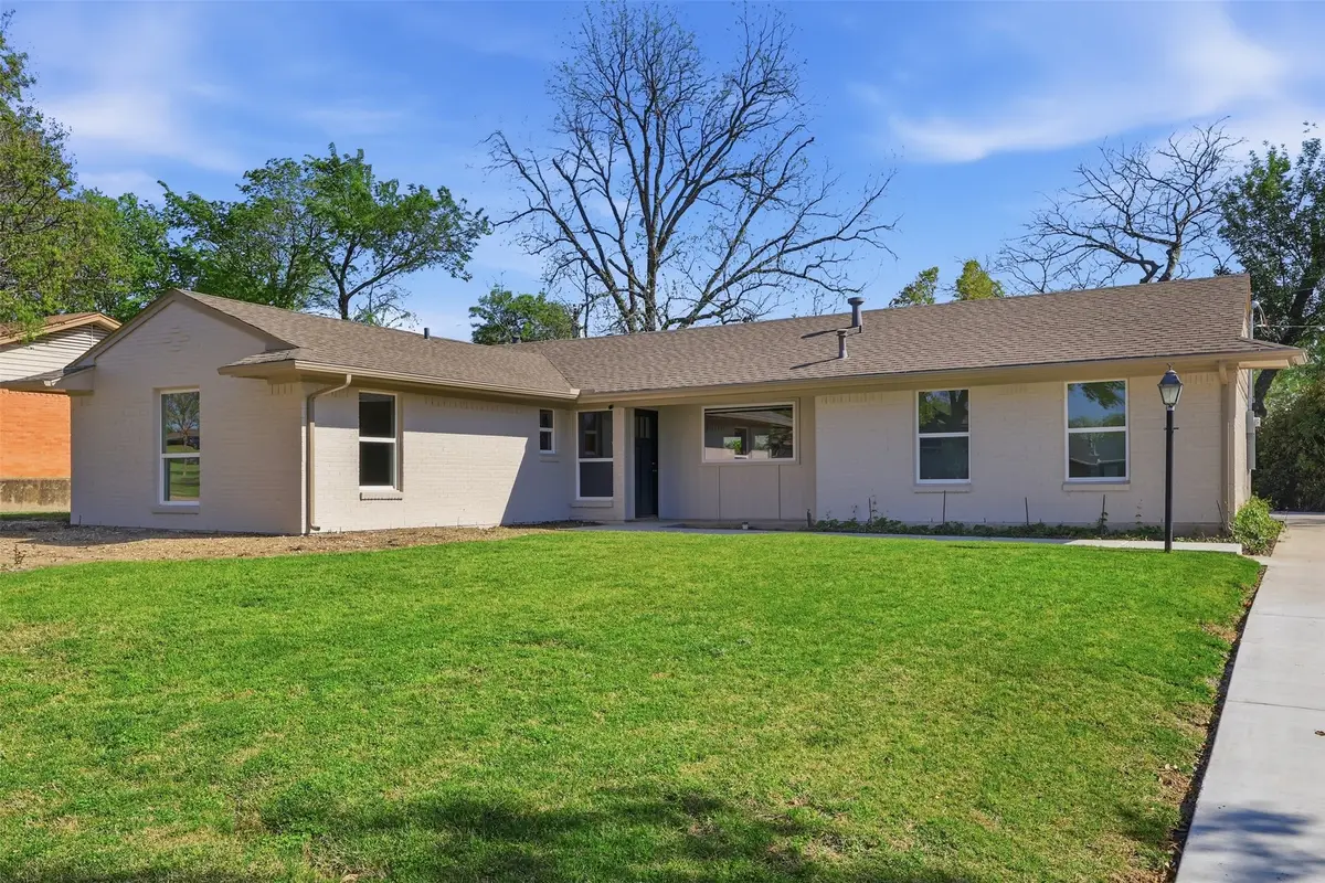 3550 Ridgeoak Way, Farmers Branch, TX 75234 - #1