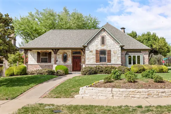 915 Glen Meadow Court, Garland, TX 75044