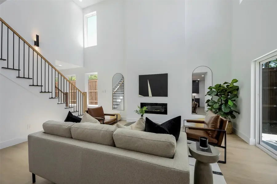 459 Hart Street, Dallas, TX 75203 - #3