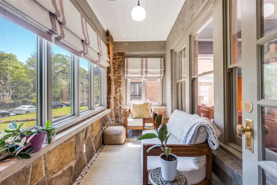 1107 Sarasota Circle, Dallas, TX 75223 - #3