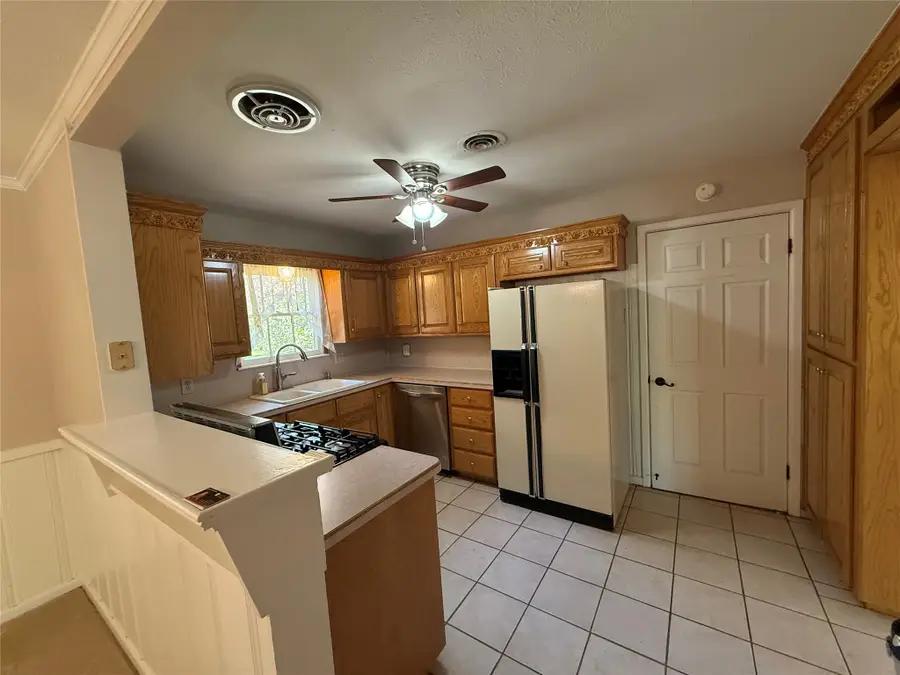 3705 Granada Drive, Richland Hills, TX 76118 - #3