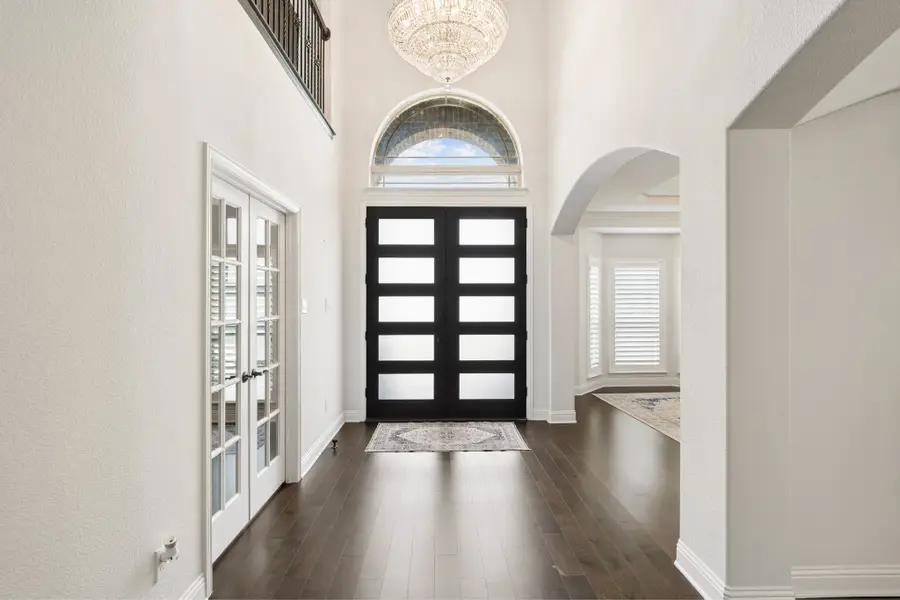 2671 Corona Drive, Grand Prairie, TX 75054 - #3