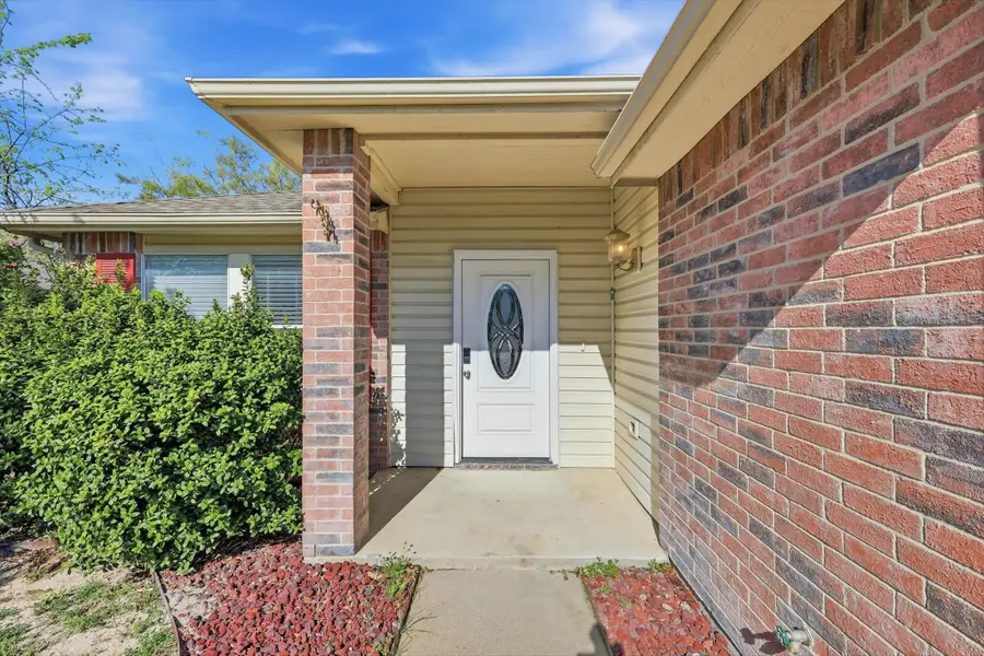 725 Lovern Street, Cedar Hill, TX 75104 - #3