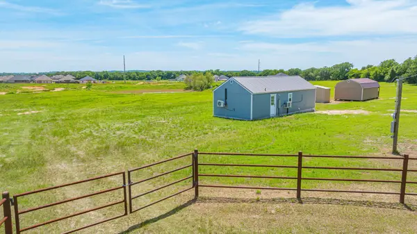 9123 Safari Court, Tolar, TX 76476