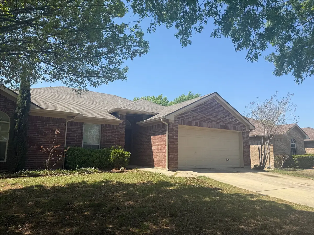 933 Sherry Lane, Saginaw, TX 76179 - #1
