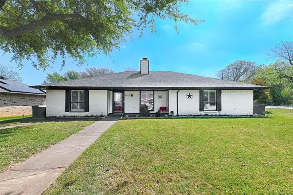 2205 Mayfield Circle, Corinth, TX 76208