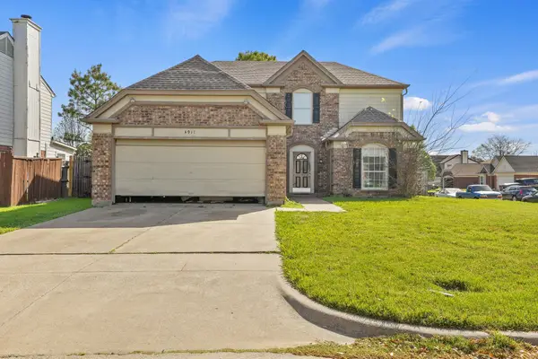 4911 Hibiscus Drive, Arlington, TX 76018