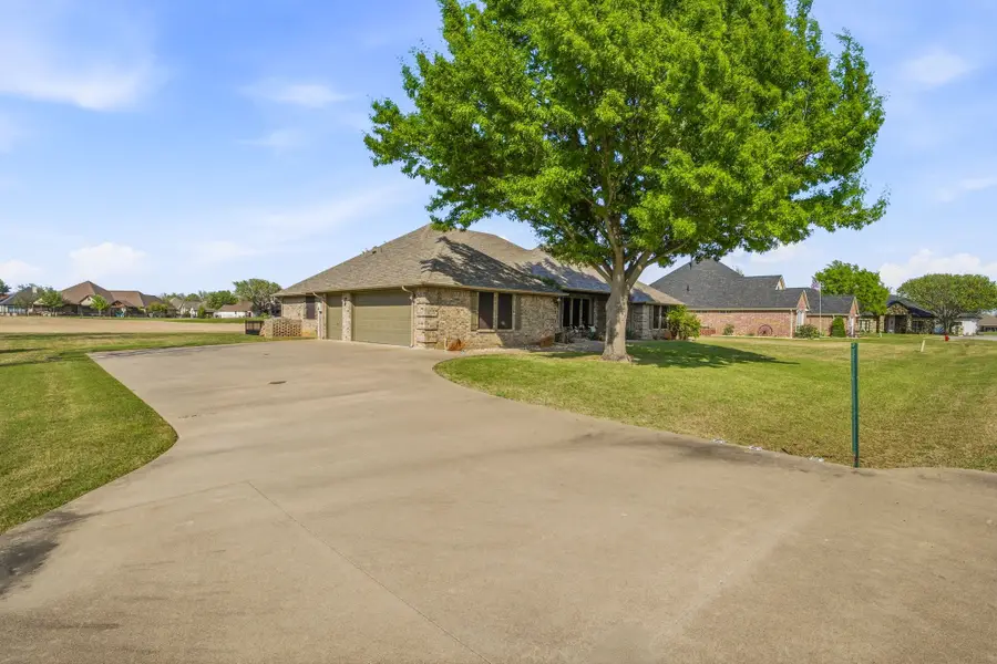 5910 Dog Leg Court, Granbury, TX 76049 - #3