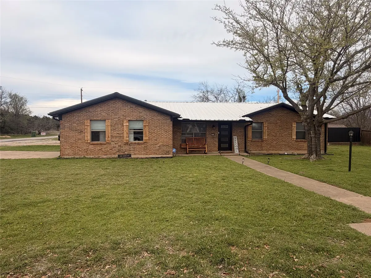 200 33rd Street, Mineral Wells, TX 76067 - #1