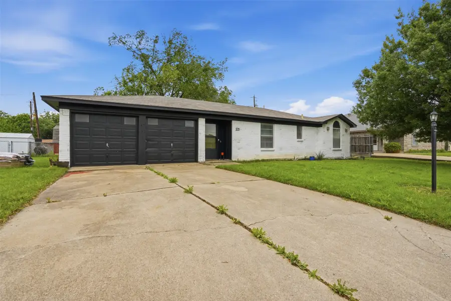 1015 Keller Avenue, Benbrook, TX 76126 - #2