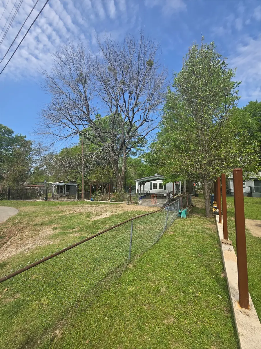 134 Grissom Drive, Gun Barrel City, TX 75156 - #2