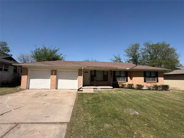 5417 Palmer Drive, Haltom City, TX 76117