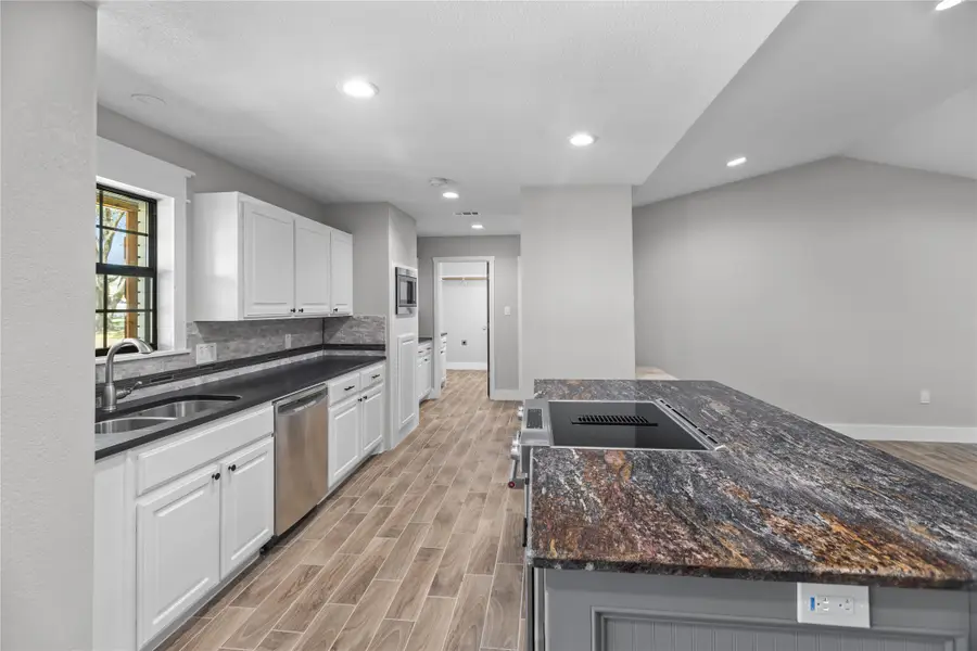 412 N Pearson Street, Godley, TX 76044 - #2