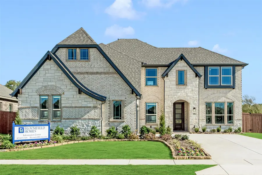 206 Oakcrest Drive, Justin, TX 76247 - #2