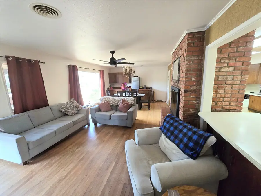 1605 Saint John Street, Wichita Falls, TX 76302 - #2