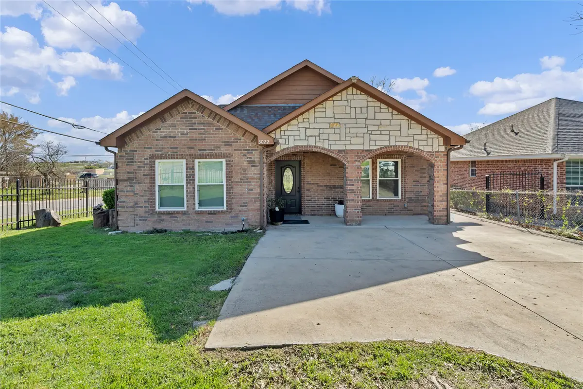3022 Loving Avenue, Fort Worth, TX 76106 - #1