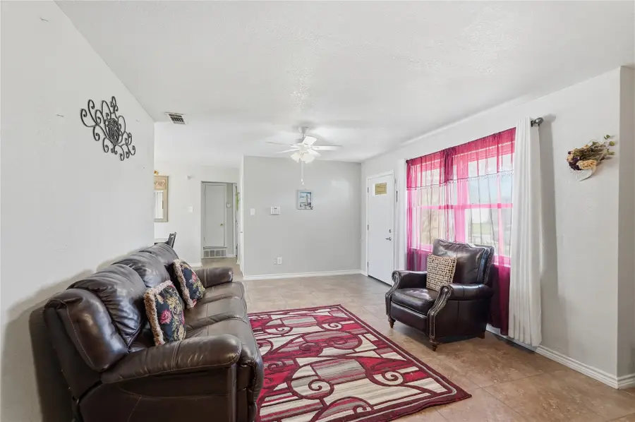 4101 Amherst Drive, Garland, TX 75042 - #3