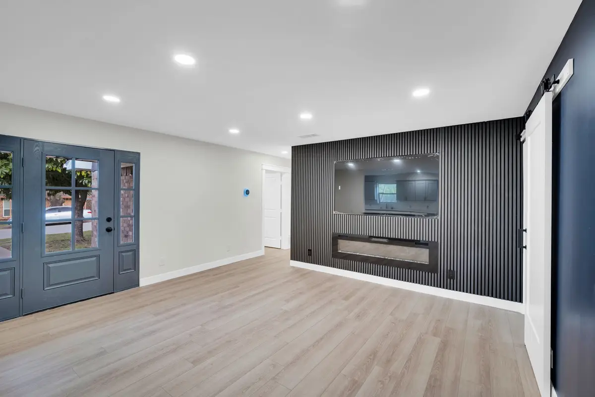 100 N Valley Street, Red Oak, TX 75154 - #1