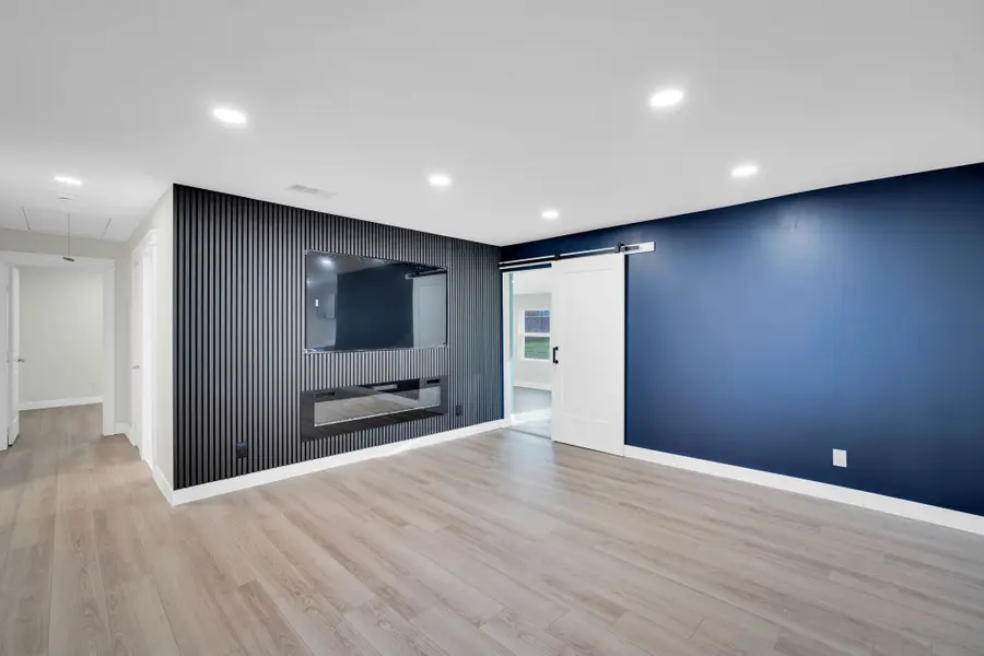 100 N Valley Street, Red Oak, TX 75154 - #2