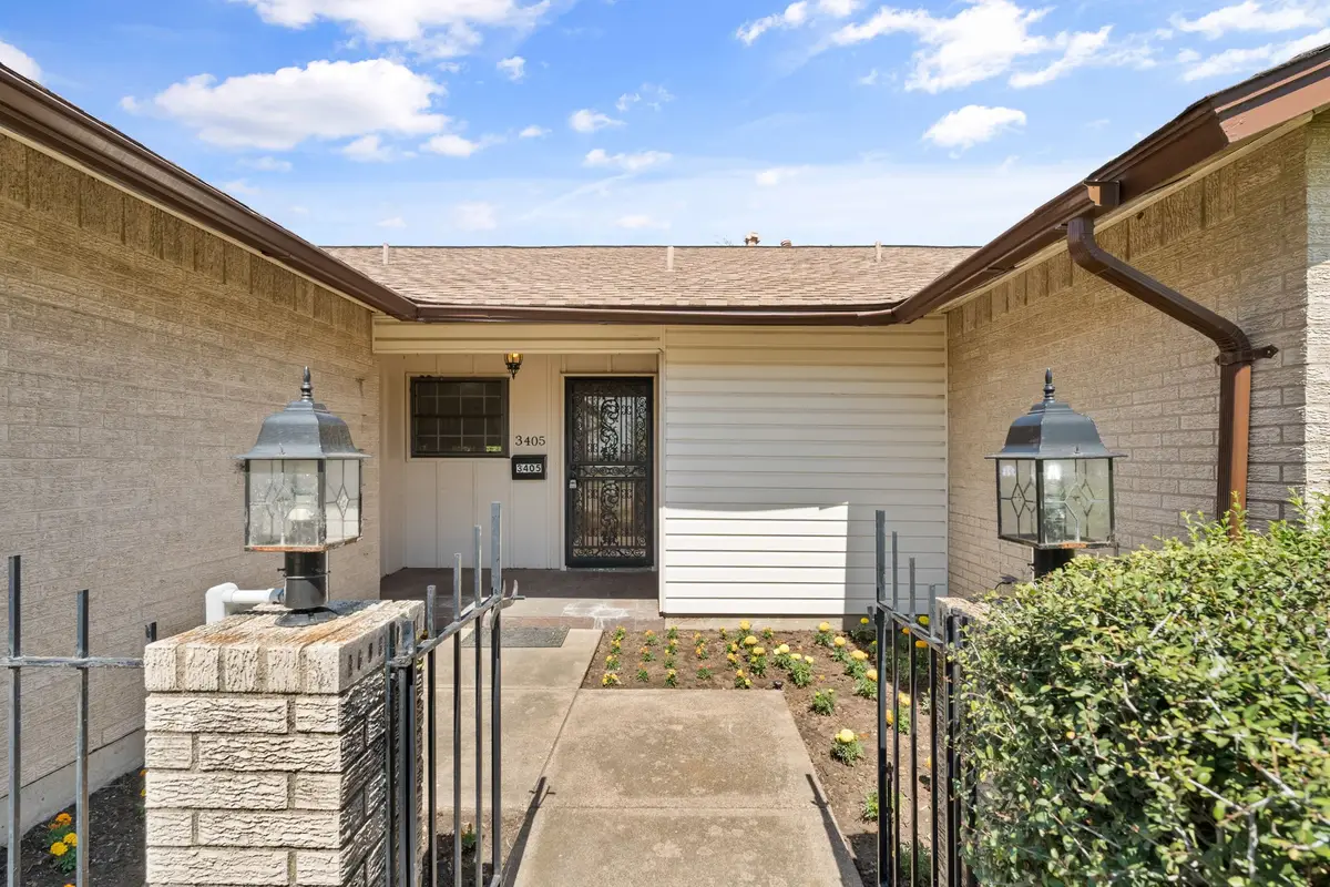 3405 Hacienda Circle, Irving, TX 75062 - #1