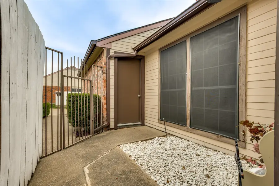 1106 Woburn Drive, Garland, TX 75043 - #2