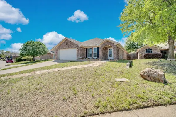 12200 Rolling Ridge Drive, Fort Worth, TX 76028