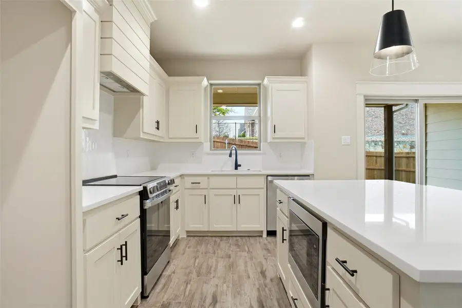 201 Legacy Boulevard, Weatherford, TX 76085 - #2