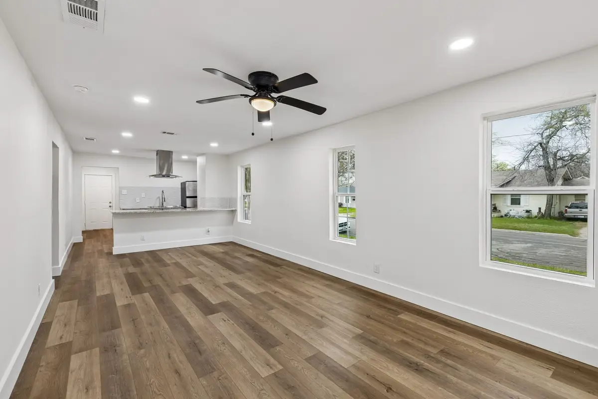 511 Panhandle Street, Denton, TX 76201 - #1