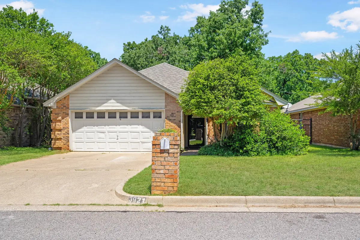 3921 Wentworth Drive, Arlington, TX 76001 - #1